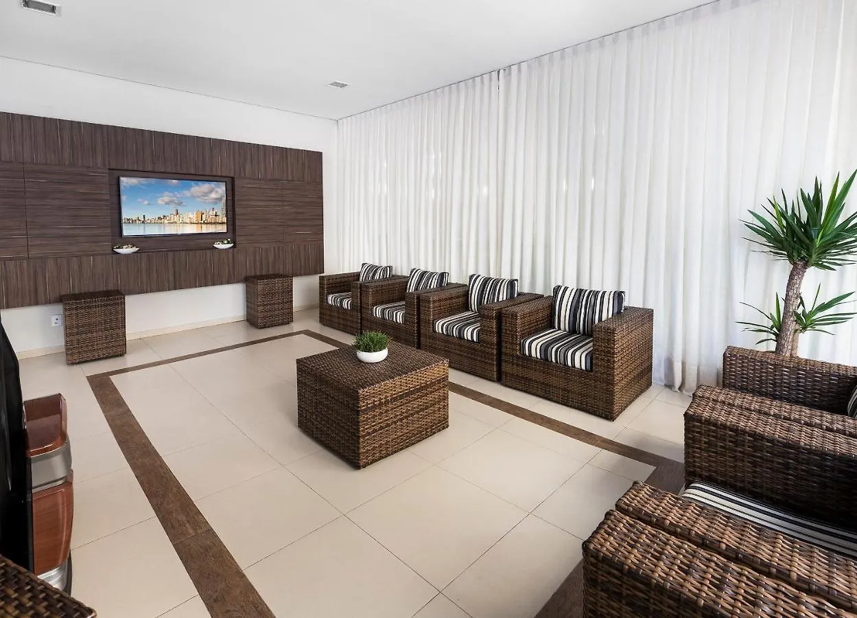 贝拉酒店 Balneário Camboriú 3*,